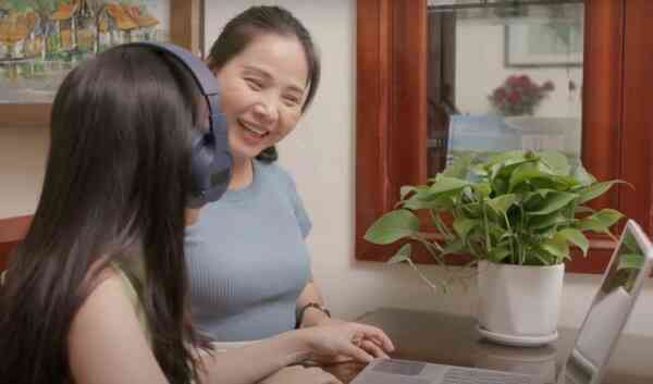 Phụ huynh cần đồng hành với trẻ em trên môi trường mạng