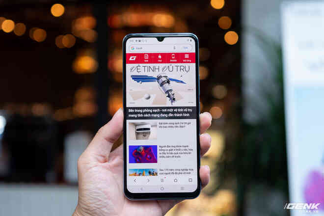 Trải nghiệm nhanh vivo V23e: Kiểu dáng từng thấy ở đâu đó, nhưng camera selfie 50MP lại chẳng ở đâu có - Ảnh 5. Trải nghiệm nhanh vivo V23e: Kiểu dáng từng thấy ở đâu đó, nhưng camera selfie 50MP lại chẳng ở đâu có - Ảnh 5.