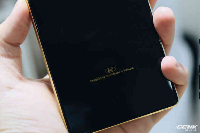 Thuê đối tác thiết kế và sản xuất, CEO Nguyễn Tử Quảng một mực khẳng định Bphone mới vẫn là "Made in Vietnam"