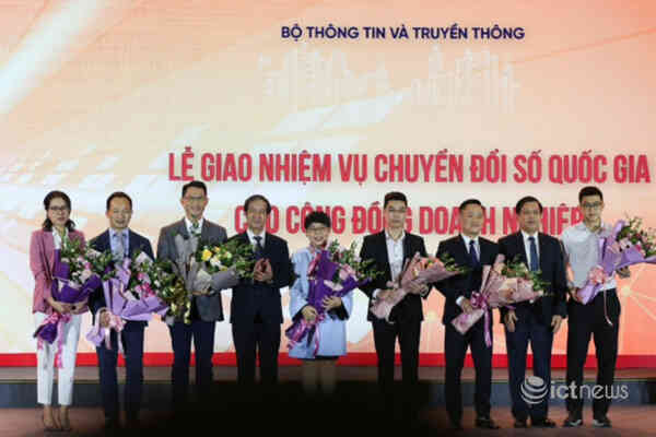 Cộng đồng doanh nghiệp công nghệ Việt nhận nhiệm vụ phát triển các nền tảng số quốc gia