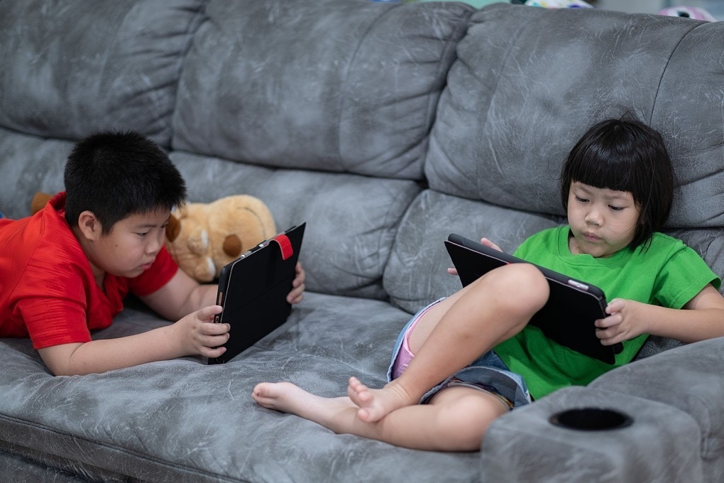 Bảo vệ trẻ nhỏ khi tiếp cận nhiều với Internet