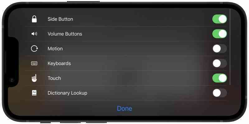 Cách hạn chế trẻ em 'táy máy' iPhone khi xem phim
