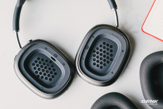 So găng Apple AirPods Max và Sony WH-1000Xm4: Tưởng giống nhau nhưng lại quá khác biệt - Ảnh 11. So găng Apple AirPods Max và Sony WH-1000Xm4: Tưởng giống nhau nhưng lại quá khác biệt - Ảnh 11.
