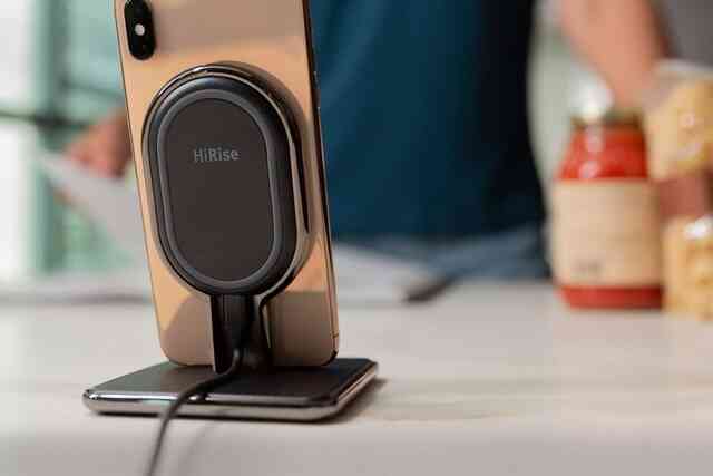 Tìm hiểu về sạc không dây cho smartphone, nó có tốt hơn sạc có dây hay không?