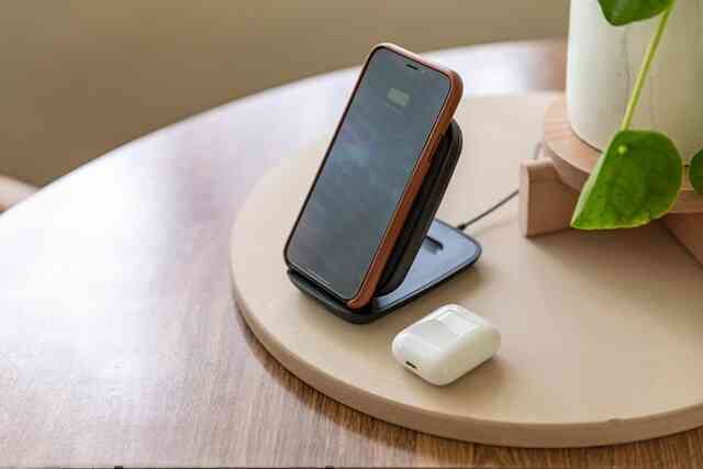 Tìm hiểu về sạc không dây cho smartphone, nó có tốt hơn sạc có dây hay không? - Ảnh 6. Tìm hiểu về sạc không dây cho smartphone, nó có tốt hơn sạc có dây hay không? - Ảnh 6.