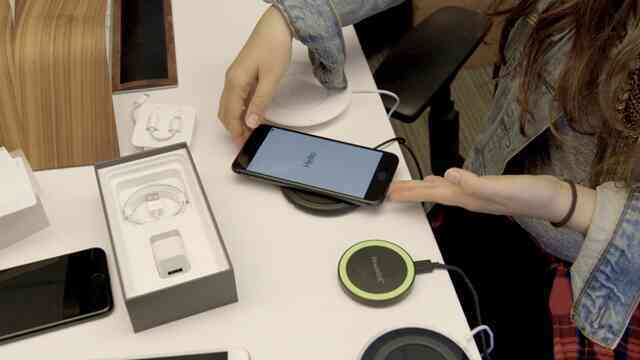Tìm hiểu về sạc không dây cho smartphone, nó có tốt hơn sạc có dây hay không? - Ảnh 7. Tìm hiểu về sạc không dây cho smartphone, nó có tốt hơn sạc có dây hay không? - Ảnh 7.