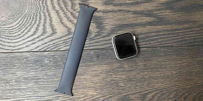 Apple xác nhận Apple Watch Series 5 và Apple Watch SE có thể bị lỗi sạc pin, sẽ sửa chữa miễn phí - Ảnh 2. Apple xác nhận Apple Watch Series 5 và Apple Watch SE có thể bị lỗi sạc pin, sẽ sửa chữa miễn phí - Ảnh 2.
