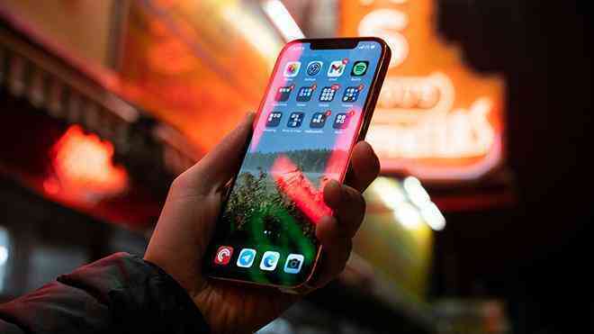 iPhone 13 sẽ có màn hình luôn bật, chế độ chụp ảnh thiên văn, quay video chân dung và sạc MagSafe cải tiến
