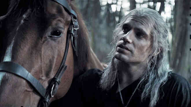 Trước khi hợp tác với Netflix, Henry Cavill cuồng The Witcher đến mức nào: Dành 100 tiếng để cày game hơn 2 lần, liên tục gọi điện giục casting vì sợ mất vai - Ảnh 2. Trước khi hợp tác với Netflix, Henry Cavill cuồng The Witcher đến mức nào: Dành 100 tiếng để cày game hơn 2 lần, liên tục gọi điện giục casting vì sợ mất vai - Ảnh 2.