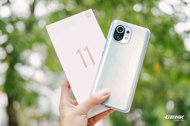 Xiaomi Mi 11 bản chính hãng bán ở Việt Nam sẽ đi kèm củ sạc