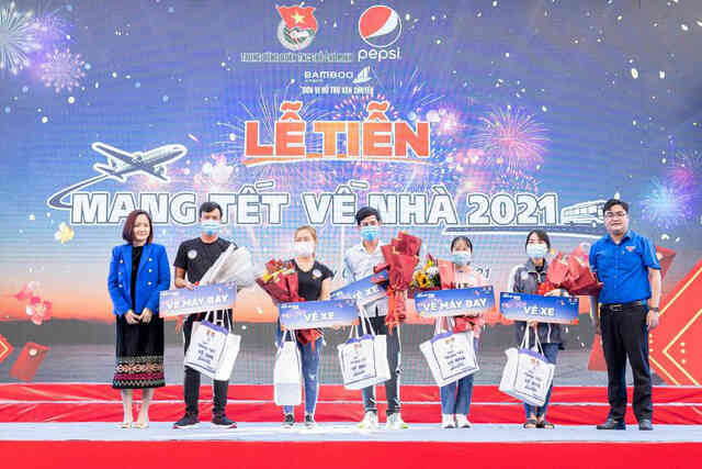 Wowy, Karik, Lăng LD - Ba đại sứ cùng dàn sao mang Tết về nhà xuân này! - Ảnh 5.