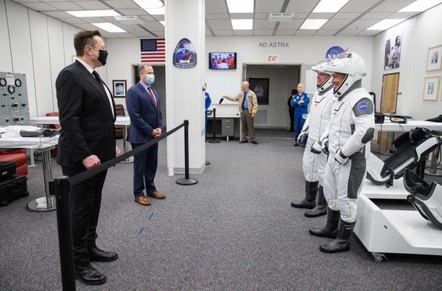 Bất ngờ: Elon Musk vừa có một nghiên cứu khoa học đăng trên tạp chí Nature nói về COVID-19 - Ảnh 3. Bất ngờ: Elon Musk vừa có một nghiên cứu khoa học đăng trên tạp chí Nature nói về COVID-19 - Ảnh 3.