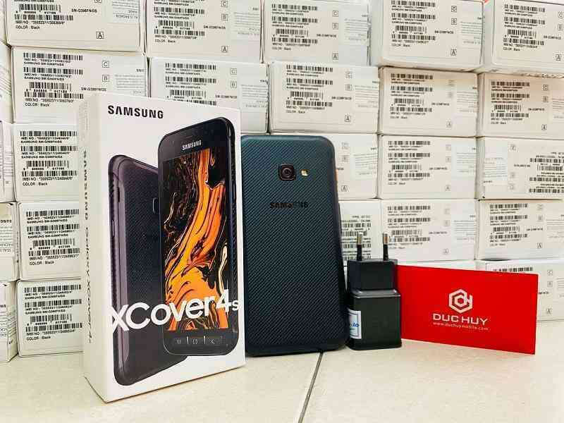 Galaxy Xcover 4S Mới: Trùm lội nước, va đập phá đảo tầm giá 2 triệu