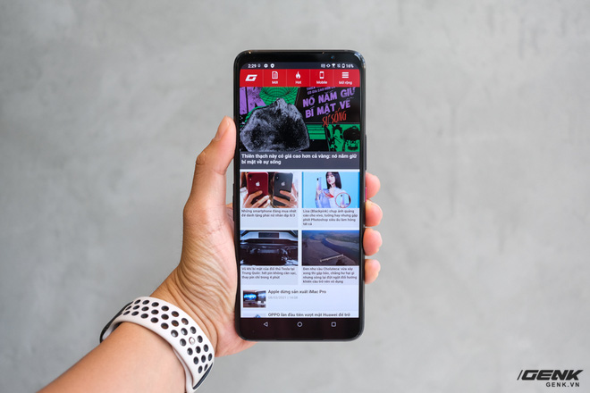 Mở hộp điện thoại Pay-to-win ROG Phone 5: Cứ Qualcomm Snapdragon 888 5G cùng 16GB RAM mà chiến! - Ảnh 8. Mở hộp điện thoại Pay-to-win ROG Phone 5: Cứ Qualcomm Snapdragon 888 5G cùng 16GB RAM mà chiến! - Ảnh 8.