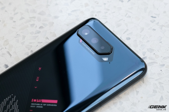 Mở hộp điện thoại Pay-to-win ROG Phone 5: Cứ Qualcomm Snapdragon 888 5G cùng 16GB RAM mà chiến! - Ảnh 17. Mở hộp điện thoại Pay-to-win ROG Phone 5: Cứ Qualcomm Snapdragon 888 5G cùng 16GB RAM mà chiến! - Ảnh 17.