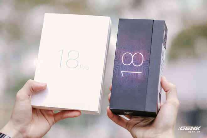Trên tay Meizu 18 series tại VN: Thiết kế đẹp, màn hình QHD+ 120Hz, Snapdragon 888, giá từ 16.5 triệu đồng