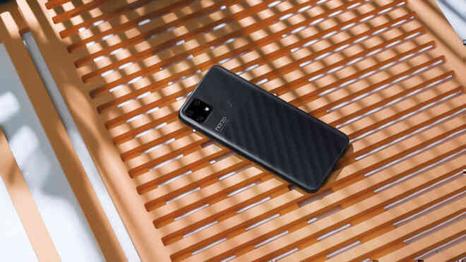 Realme Narzo 30A ra mắt tại VN: Thiết kế đẹp, pin 6000mAh, giá 3.99 triệu đồng - Ảnh 2. Realme Narzo 30A ra mắt tại VN: Thiết kế đẹp, pin 6000mAh, giá 3.99 triệu đồng - Ảnh 2.