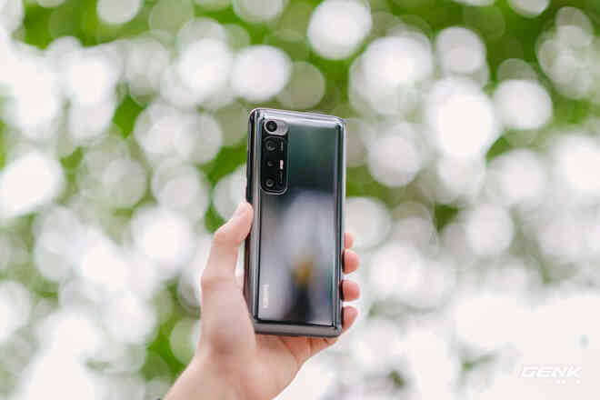 Trên tay Xiaomi Mi 10S: Thiết kế giống Mi 10 Ultra nhưng nội thất giống Redmi K40, giá 12.8 triệu đồng - Ảnh 3. Trên tay Xiaomi Mi 10S: Thiết kế giống Mi 10 Ultra nhưng nội thất giống Redmi K40, giá 12.8 triệu đồng - Ảnh 3.