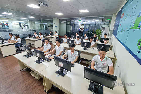 Sinh viên hai ngành mới Fintech, Tự động hóa của PTIT tuyển sinh thế nào, học những gì?