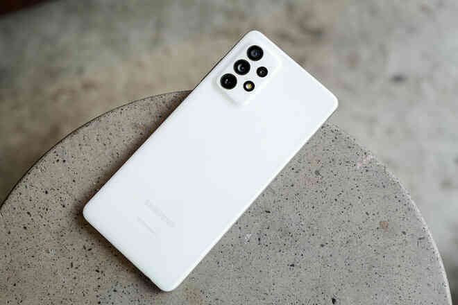 Giá hợp lý nhưng có cả kháng nước lẫn công nghệ 5G xịn sò, đây sẽ là mẫu máy quốc dân của giới trẻ - Ảnh 3. Giá hợp lý nhưng có cả kháng nước lẫn công nghệ 5G xịn sò, đây sẽ là mẫu máy quốc dân của giới trẻ - Ảnh 3.