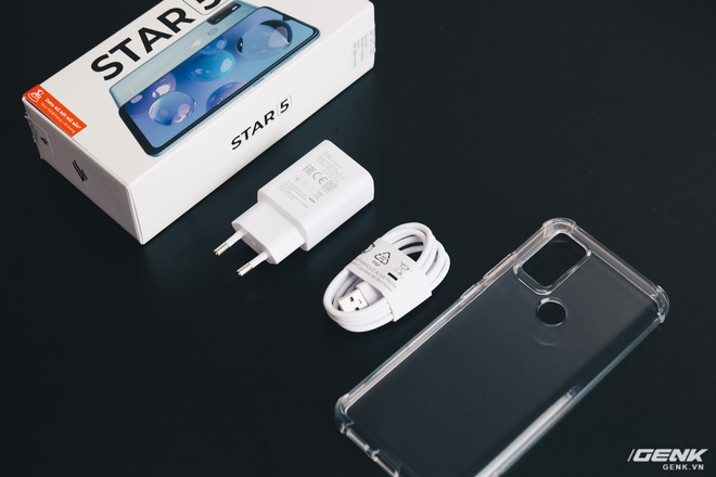 Trên tay Vsmart Star 5: Smartphone duy nhất trong tầm giá có eSIM kèm gói 4G miễn phí - Ảnh 3. Trên tay Vsmart Star 5: Smartphone duy nhất trong tầm giá có eSIM kèm gói 4G miễn phí - Ảnh 3.