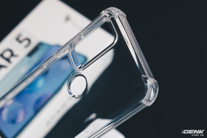 Trên tay Vsmart Star 5: Smartphone duy nhất trong tầm giá có eSIM kèm gói 4G miễn phí - Ảnh 5. Trên tay Vsmart Star 5: Smartphone duy nhất trong tầm giá có eSIM kèm gói 4G miễn phí - Ảnh 5.