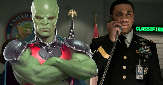 Tại sao Martian Manhunter khoanh tay đứng nhìn Batman và những người bạn chiến đấu suốt 2 phần phim? - Ảnh 4. Tại sao Martian Manhunter khoanh tay đứng nhìn Batman và những người bạn chiến đấu suốt 2 phần phim? - Ảnh 4.
