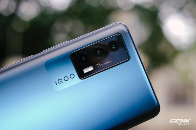 Trên tay iQOO Neo5 tại VN: Đối thủ cạnh tranh của Redmi K40, tập trung vào gaming, giá 9.9 triệu đồng - Ảnh 7. Trên tay iQOO Neo5 tại VN: Đối thủ cạnh tranh của Redmi K40, tập trung vào gaming, giá 9.9 triệu đồng - Ảnh 7.