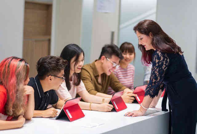 Cơ hội học tập với chương trình "Du học không gián đoạn" của BUV