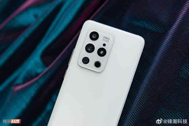 Meizu 18 và 18 Pro ra mắt: Màn hình cong 120Hz, Snapdragon 888, camera cao cấp, giá từ 15.7 triệu đồng - Ảnh 3. Meizu 18 và 18 Pro ra mắt: Màn hình cong 120Hz, Snapdragon 888, camera cao cấp, giá từ 15.7 triệu đồng - Ảnh 3.