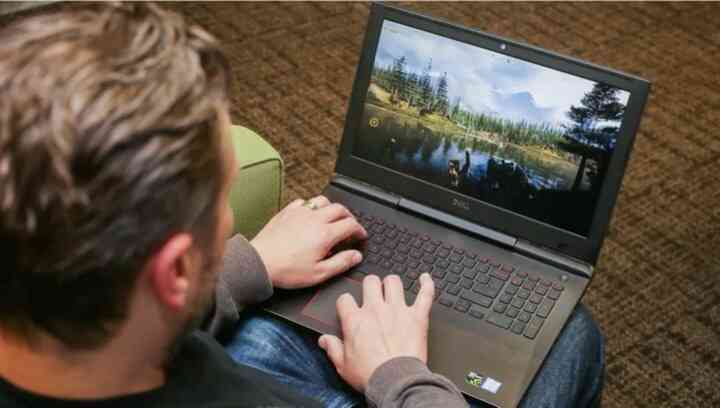 Năm 2021 rồi, giờ có nên mua Chromebook và chúng có những khác biệt gì laptop?