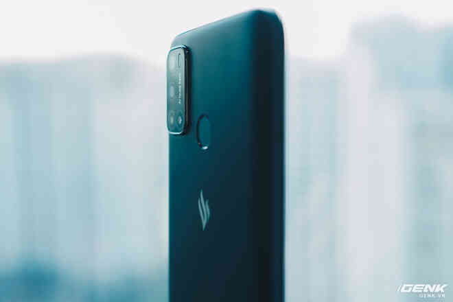 Những smartphone đáng mua nhất để dành tặng phái nữ nhân dịp 8/3
