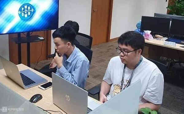 Tìm ra lỗ hổng bảo mật trong 5 phút, 2 chuyên gia Viettel chiến thắng cuộc thi an ninh mạng lớn nhất thế giới - Ảnh 1. Tìm ra lỗ hổng bảo mật trong 5 phút, 2 chuyên gia Viettel chiến thắng cuộc thi an ninh mạng lớn nhất thế giới - Ảnh 1.