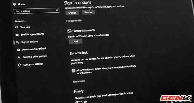Mẹo hữu ích: 4 cách khóa tự động Windows 10 ngay khi bạn rời bàn làm việc