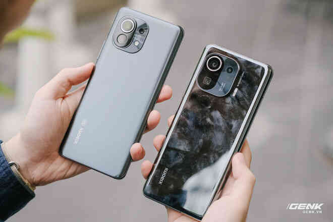 Trên tay Xiaomi Mi 11 Pro và Mi 11 Ultra: Nâng cấp chính về camera và sạc nhanh, bản Ultra có 2 màn hình cực chất, giá từ 20 triệu đồng - Ảnh 4. Trên tay Xiaomi Mi 11 Pro và Mi 11 Ultra: Nâng cấp chính về camera và sạc nhanh, bản Ultra có 2 màn hình cực chất, giá từ 20 triệu đồng - Ảnh 4.