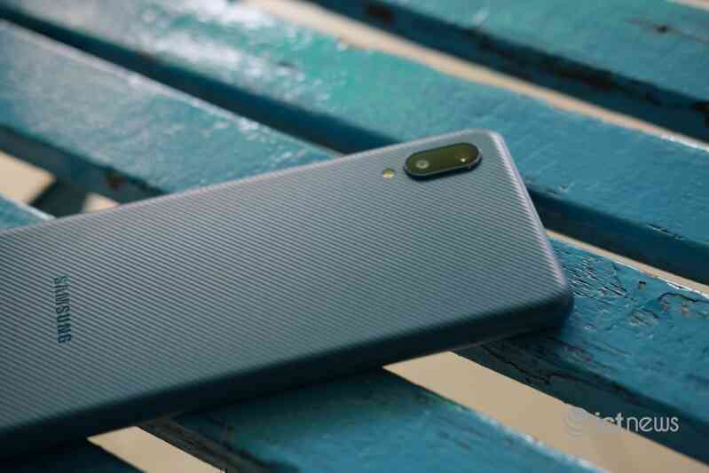 Smartphone màn hình rộng, pin 5.000mAh trong tầm giá 2 triệu