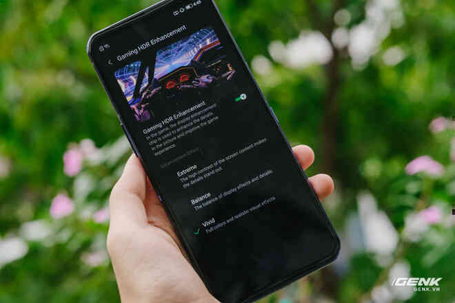 Trên tay máy chơi game Lenovo Legion Phone Duel 2 tại VN: Thiết kế độc lạ, camera selfie thò thụt, có 2 quạt tản nhiệt, 2 cổng sạc, giá chỉ từ 13.8 triệu đồng - Ảnh 18. Trên tay máy chơi game Lenovo Legion Phone Duel 2 tại VN: Thiết kế độc lạ, camera selfie thò thụt, có 2 quạt tản nhiệt, 2 cổng sạc, giá chỉ từ 13.8 triệu đồng - Ảnh 18.