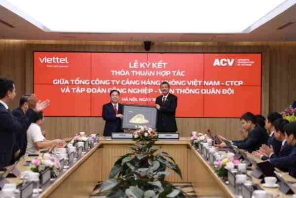 Viettel và Tổng công ty cảng hàng không Việt Nam hợp tác thúc đẩy chuyển đổi số