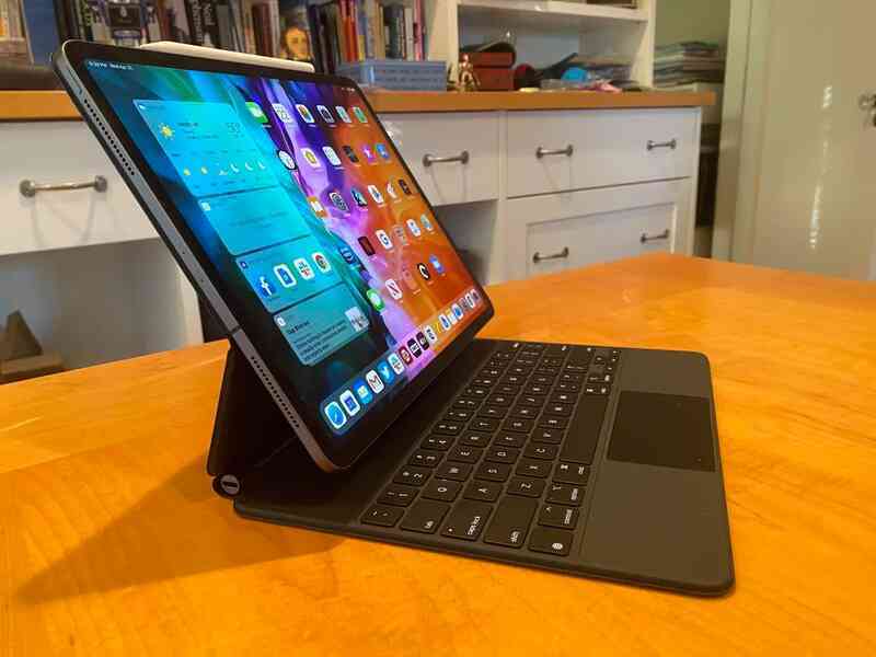 Apple đang quá tham lam với iPad!