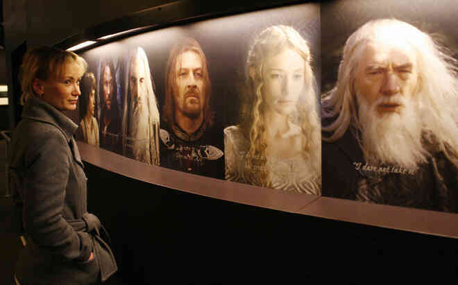 Series The Lord of the Rings tiêu tốn gần nửa tỷ USD cho mùa đầu tiên, bằng 5 mùa Game of Thrones cộng lại - Ảnh 2. Series The Lord of the Rings tiêu tốn gần nửa tỷ USD cho mùa đầu tiên, bằng 5 mùa Game of Thrones cộng lại - Ảnh 2.