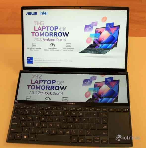 Cận cảnh laptop hai màn hình, giá từ 30 triệu đồng cho dân văn phòng