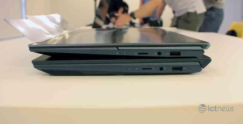Cận cảnh laptop hai màn hình, giá từ 30 triệu đồng cho dân văn phòng
