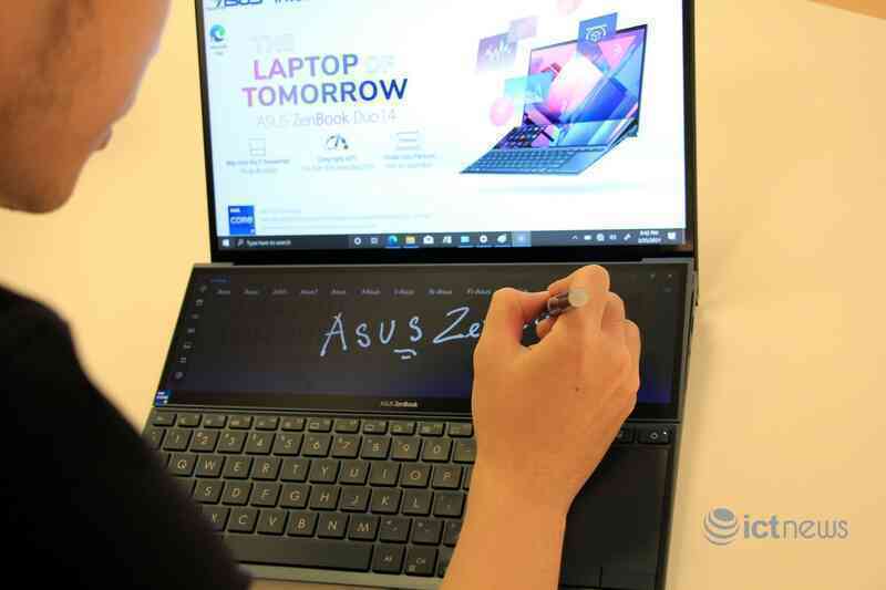Cận cảnh laptop hai màn hình, giá từ 30 triệu đồng cho dân văn phòng