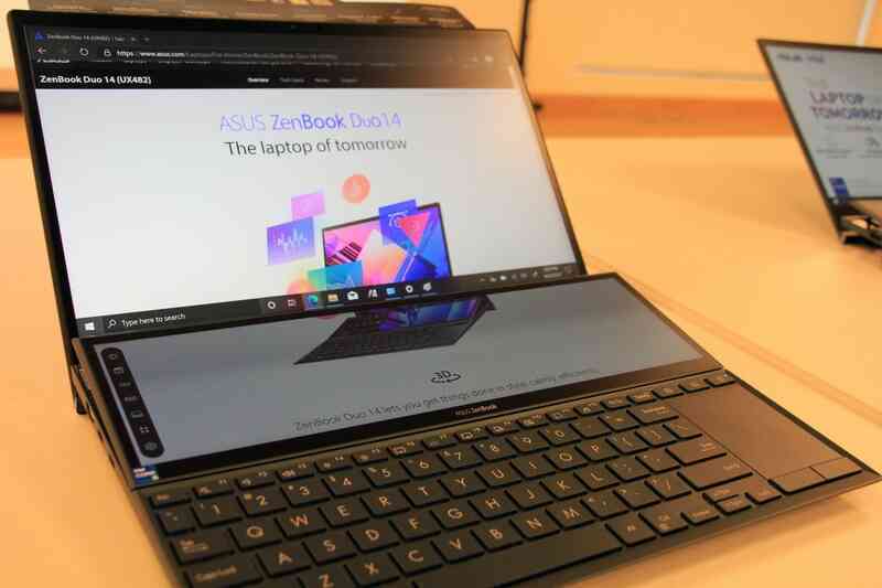 Cận cảnh laptop hai màn hình, giá từ 30 triệu đồng cho dân văn phòng