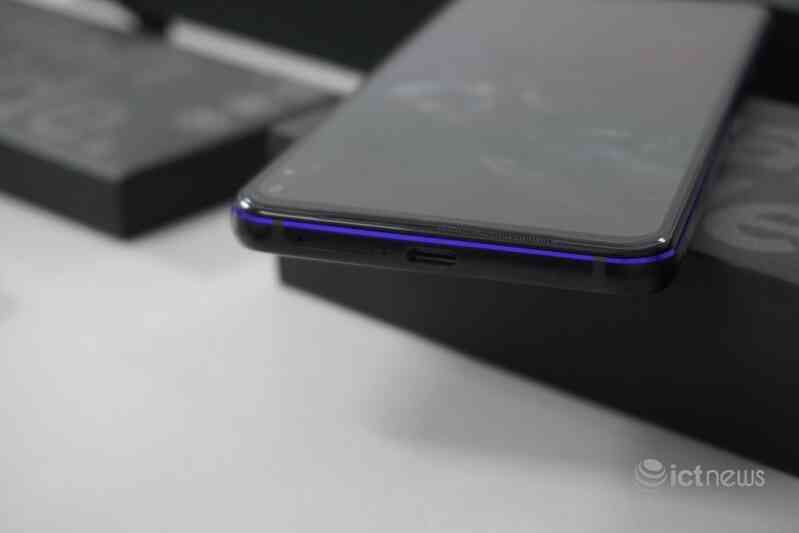 Lenovo Legion 2 Pro tại Việt Nam: Cấu hình mạnh, thiết kế độc đáo