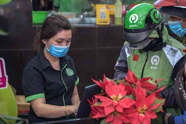 Hàng quán nhỏ cũng bán hàng trực tuyến - Trào lưu hay nhu cầu thiết yếu?