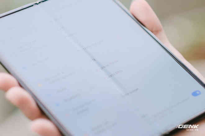 Trên tay Xiaomi Mi MIX Fold tại VN: Smartphone màn hình gập đầu tiên của Xiaomi có gì hấp dẫn? - Ảnh 12. Trên tay Xiaomi Mi MIX Fold tại VN: Smartphone màn hình gập đầu tiên của Xiaomi có gì hấp dẫn? - Ảnh 12.