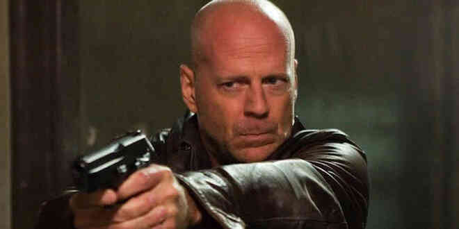 Khảo sát cho thấy Vin Diesel chính là sao Hollywood phá hoại nhiều ô tô nhất trên màn bạc - Ảnh 2. Khảo sát cho thấy Vin Diesel chính là sao Hollywood phá hoại nhiều ô tô nhất trên màn bạc - Ảnh 2.