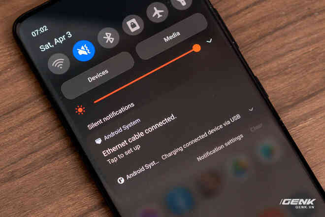 Chơi game bằng Wifi trên smartphone hay bị giật lag? Thử ngay nối dây mạng như các tuyển thủ chuyên nghiệp - Ảnh 7. Chơi game bằng Wifi trên smartphone hay bị giật lag? Thử ngay nối dây mạng như các tuyển thủ chuyên nghiệp - Ảnh 7.