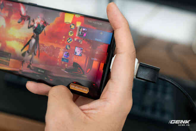 Chơi game bằng Wifi trên smartphone hay bị giật lag? Thử ngay nối dây mạng như các tuyển thủ chuyên nghiệp - Ảnh 8. Chơi game bằng Wifi trên smartphone hay bị giật lag? Thử ngay nối dây mạng như các tuyển thủ chuyên nghiệp - Ảnh 8.